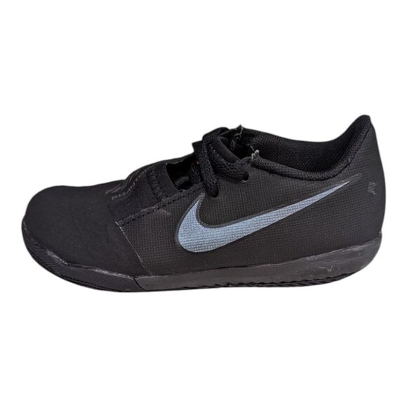 Nike Phantom VNM Academy Turf Junior Black Indoor Soccer Cleats Child Size 10 - Picture 1 of 10